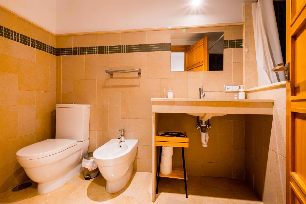 Azofaifo Donkey Apartment Seville Exterior photo